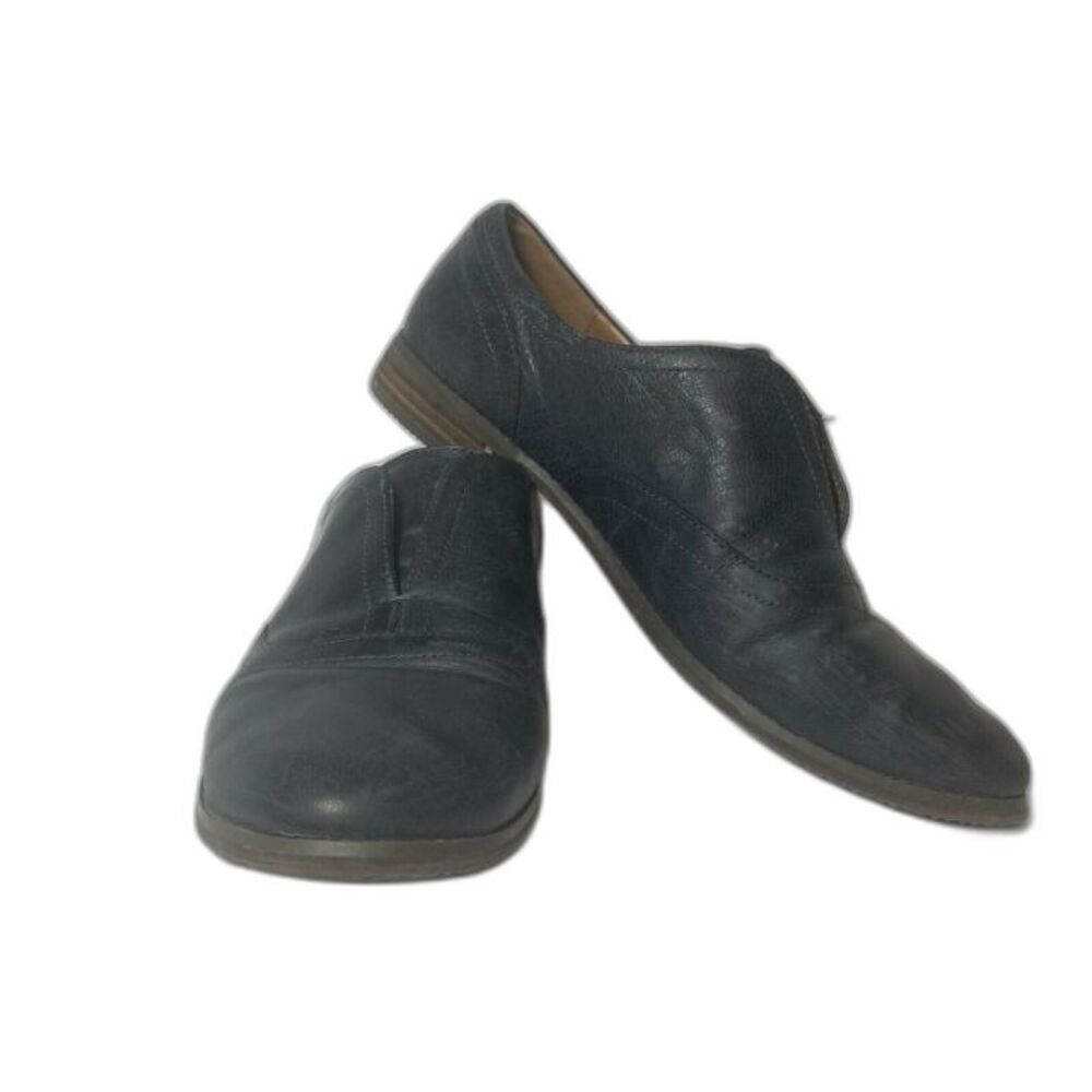 Arturo Chiang Black Leather Slip On Loafers Womens Size 7 Casual Comfort Flats